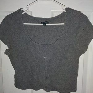 Gray cropped shirt